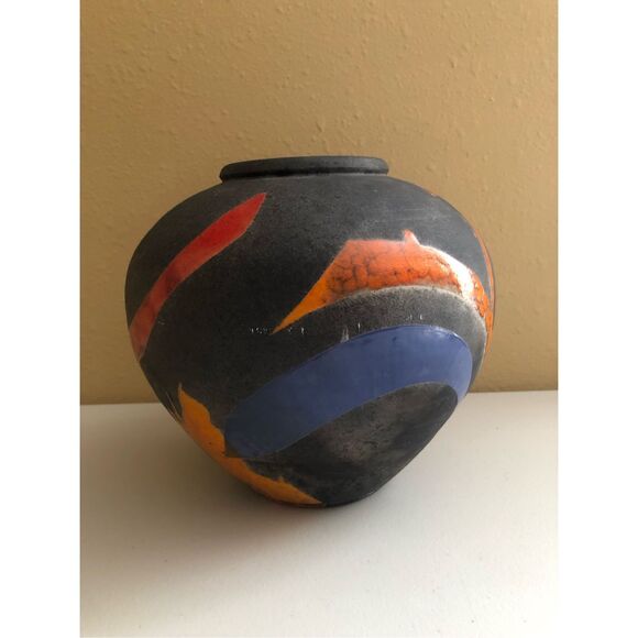 Signed Raku Studio Pottery Vase — “Monte Davey”, 9/94 (9" x 8") - Picture 6 of 14